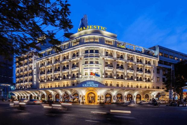 Top 8 khách sạn Sài Gòn view đẹp -  Khách sạn Majestic Sài Gòn
