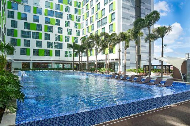 Top 10 khách sạn 5 sao Hồ Chí Minh được yêu thích nhất - Khách sạn Holiday Inn & Suites Saigon Airport