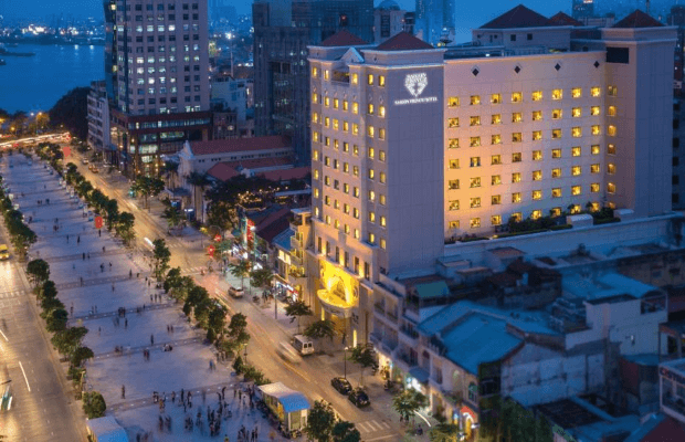 Top 10 khách sạn 4 sao Sài Gòn - Khung cảnh bên ngoài khách sạn Saigon Prince