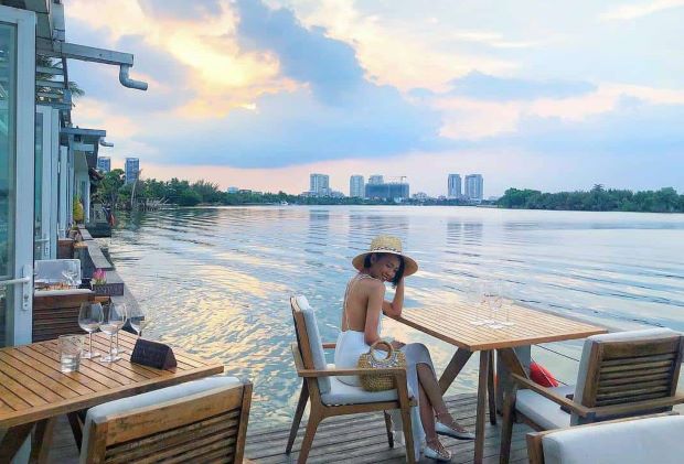 Khách sạn quận 1 view đẹp - Các địa điểm hẹn hò thú vị cho cặp đôi tại Sài Gòn