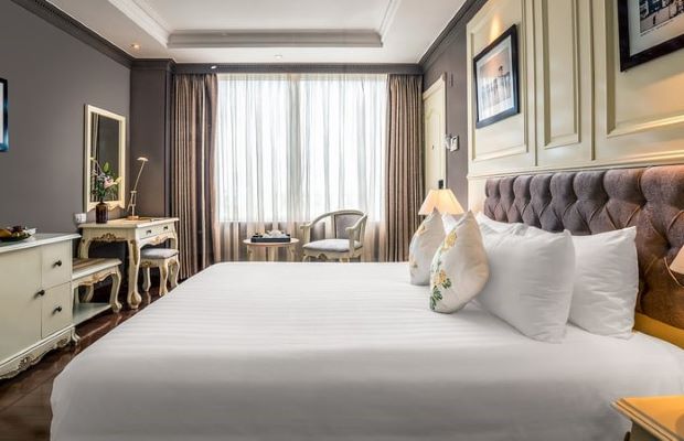Khách sạn quận 1 view đẹp - Khách sạn Silverland Jolie & Spa Sài Gòn