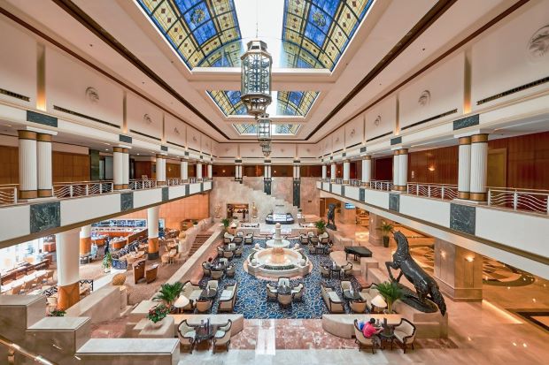 Top 10 khách sạn nổi tiếng ở Sài Gòn nhất - Nhà hàng khách sạn Lotte Legend Sài Gòn