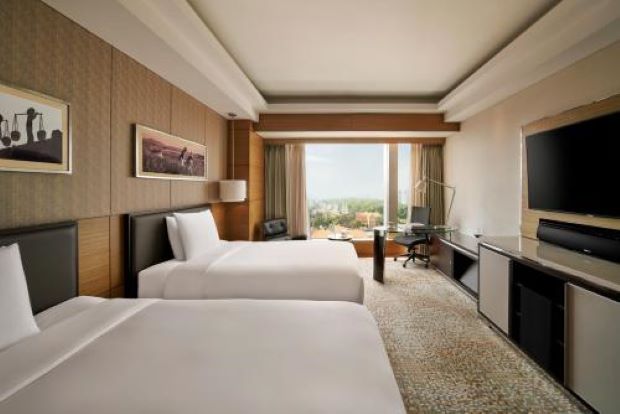 Phòng ngủ giường đôi Khách sạn InterContinental Sài Gòn
