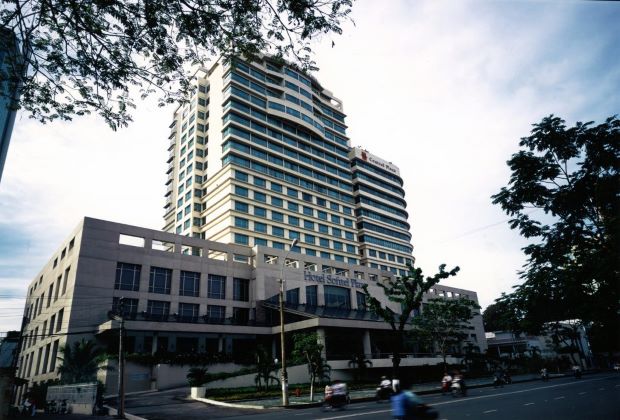 Khách sạn Sofitel Sài Gòn Plaza