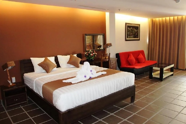 Khách sạn Ananas Family - khách sạn quận Phú Nhuận view đẹp