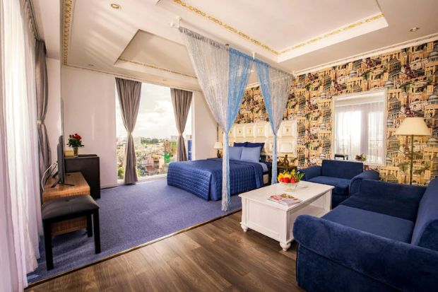 Khách sạn Golden Crown - khách sạn quận Phú Nhuận view đẹp